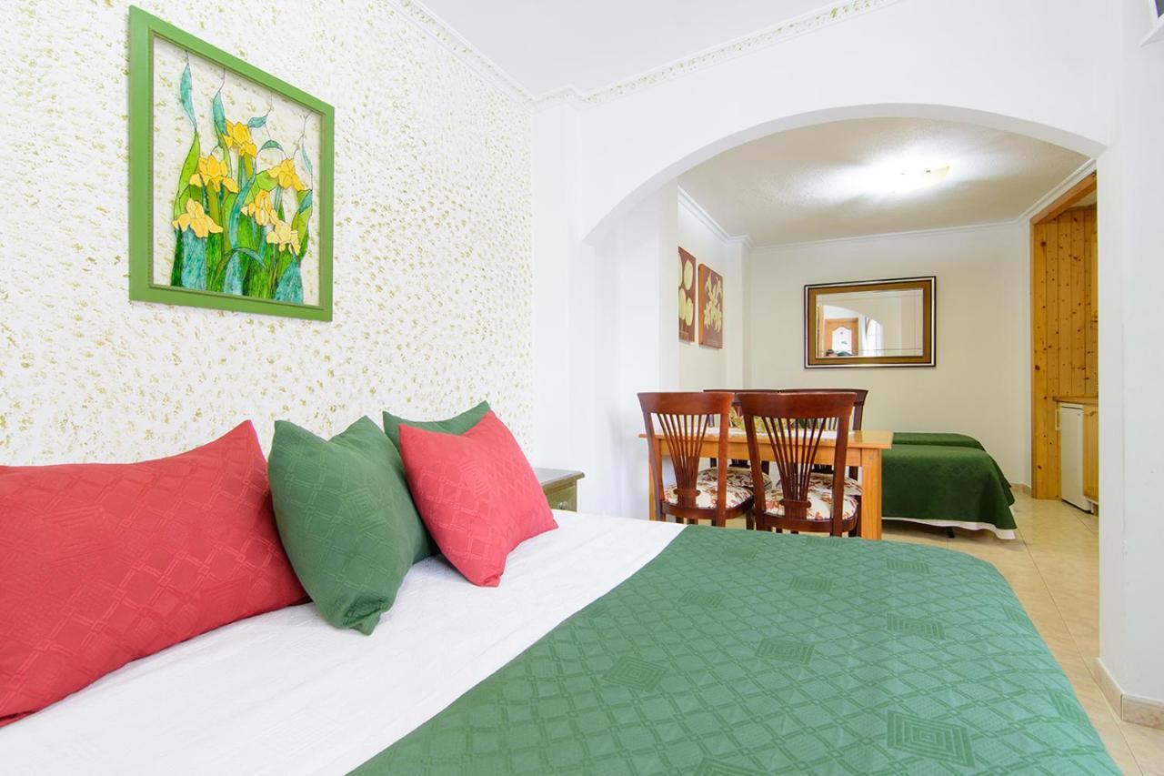 Apartamentos Turisticos Casa Soto Байона Экстерьер фото